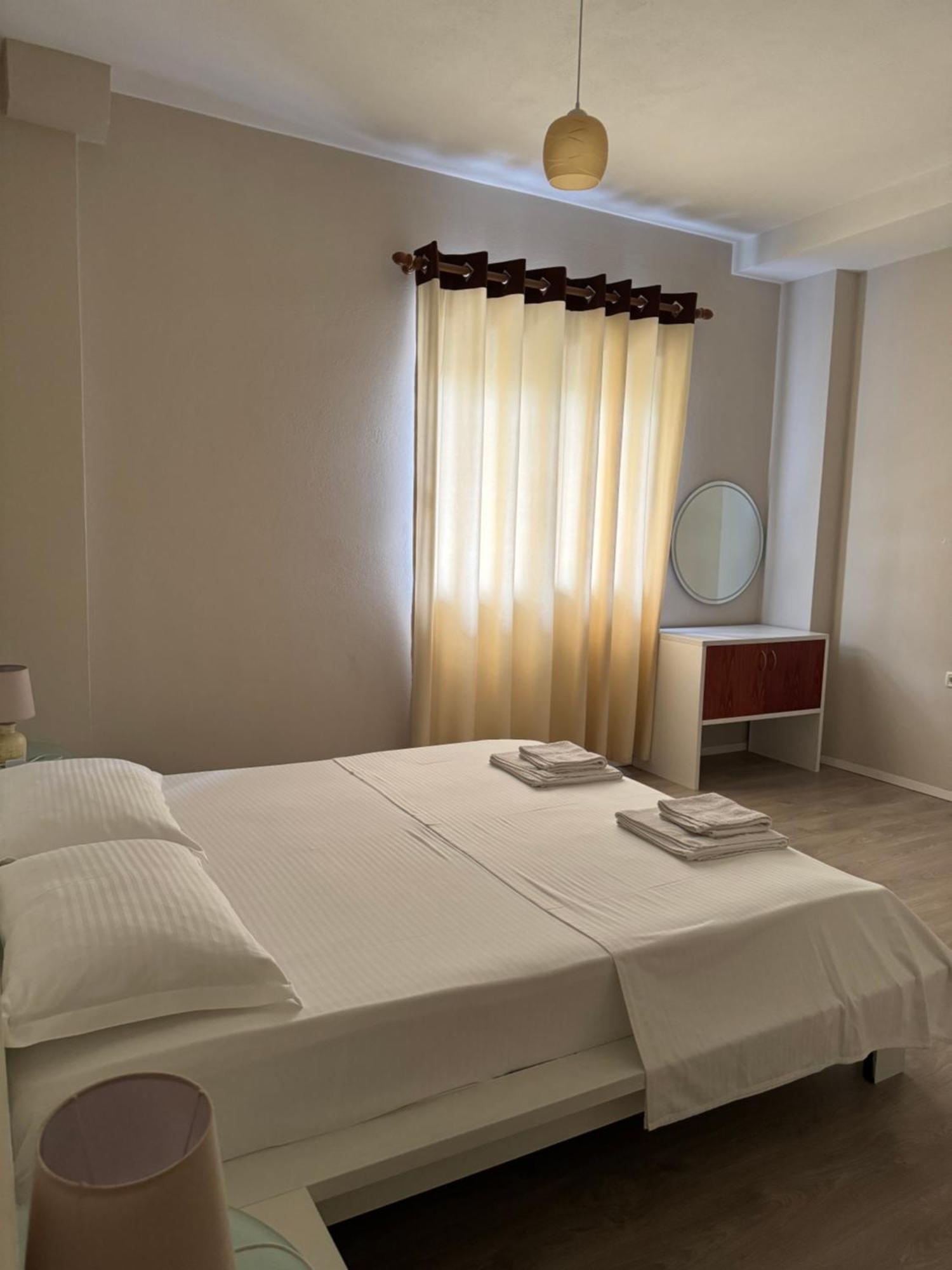 Violet'S Boutique Apartments Sarande Luaran gambar