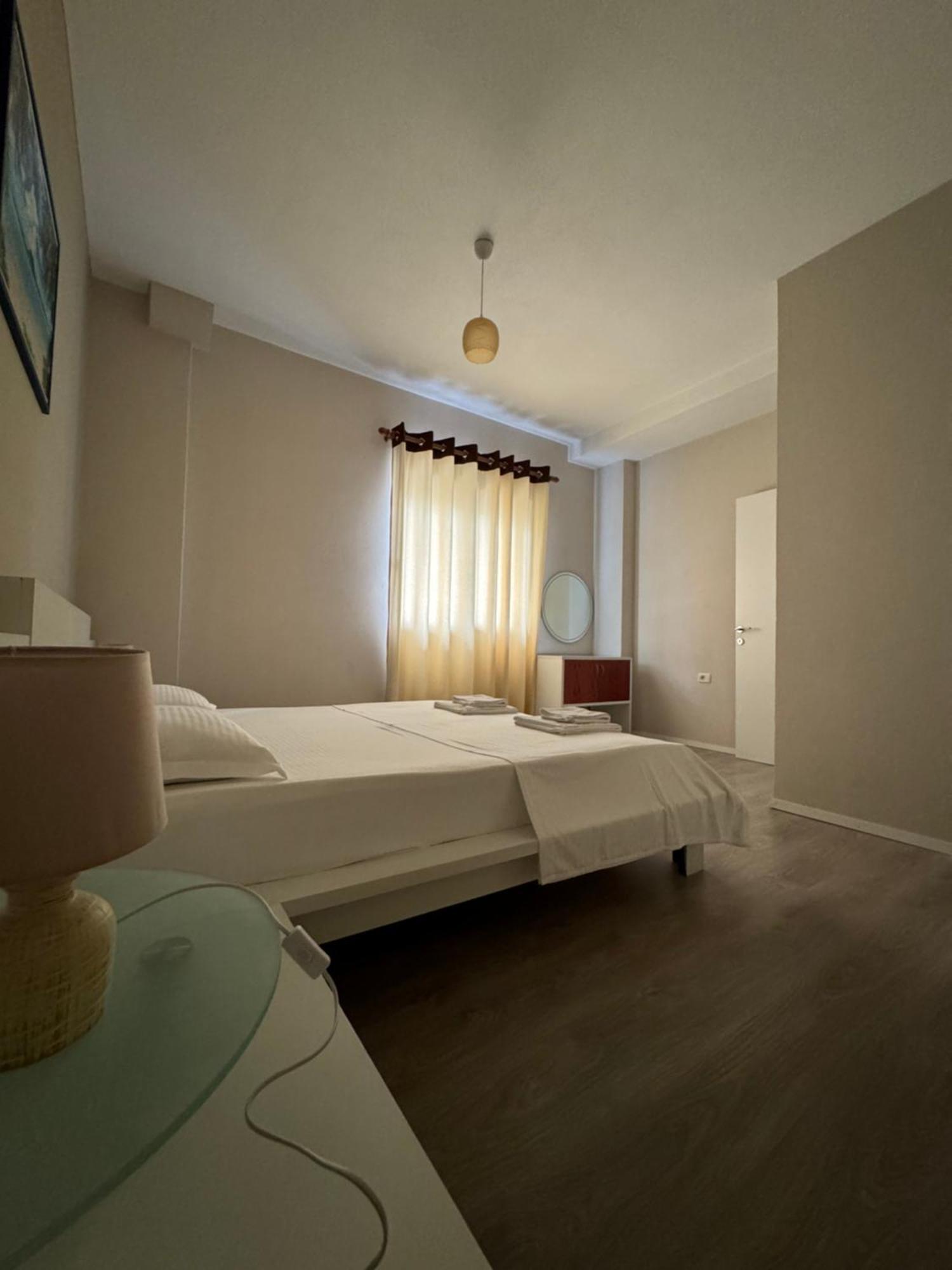 Violet'S Boutique Apartments Sarande Luaran gambar